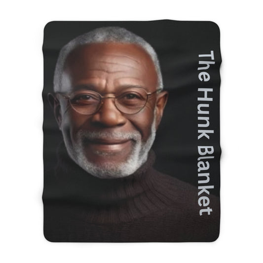 The Hunk Sherpa Fleece Blanket (2)