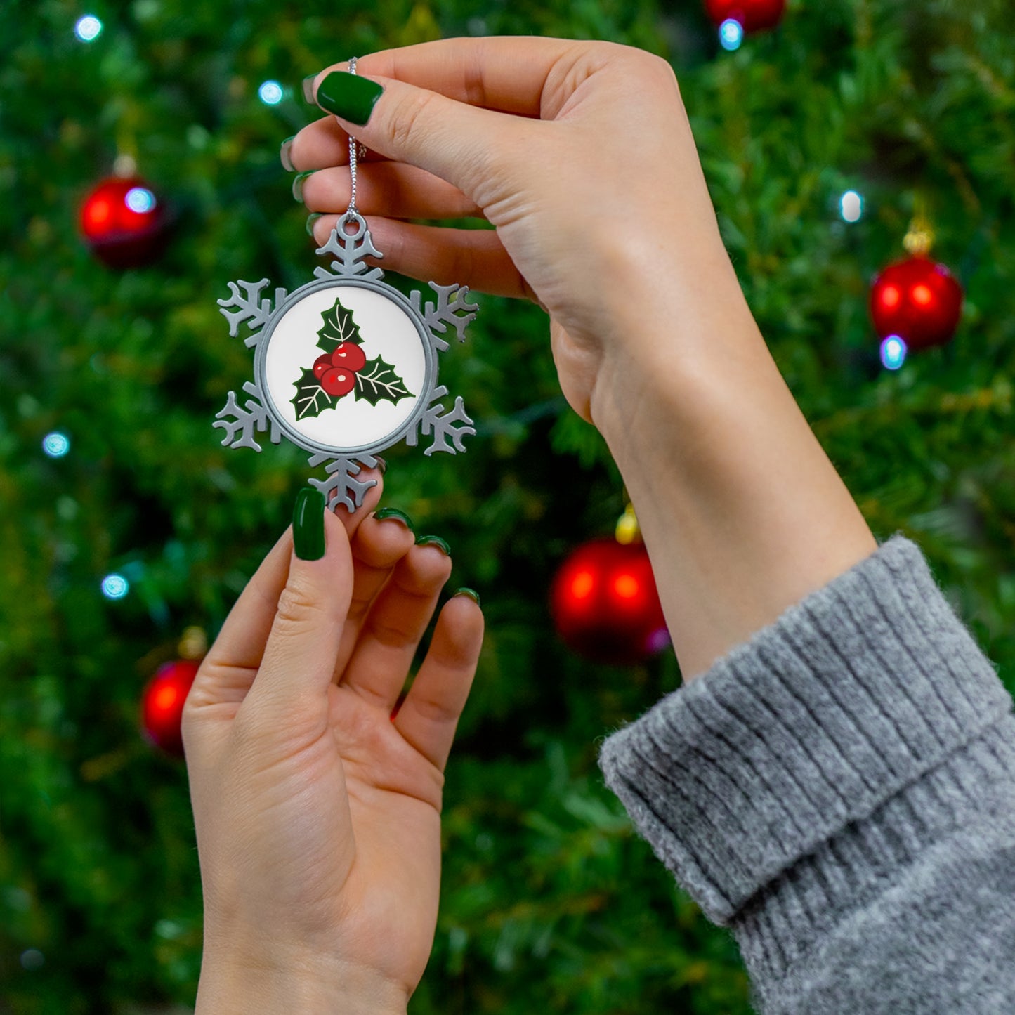 Mistletoe Pewter Snowflake Ornament